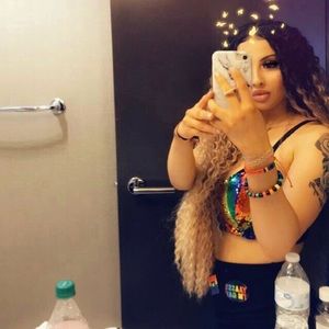 Meet your Posher, Amber.